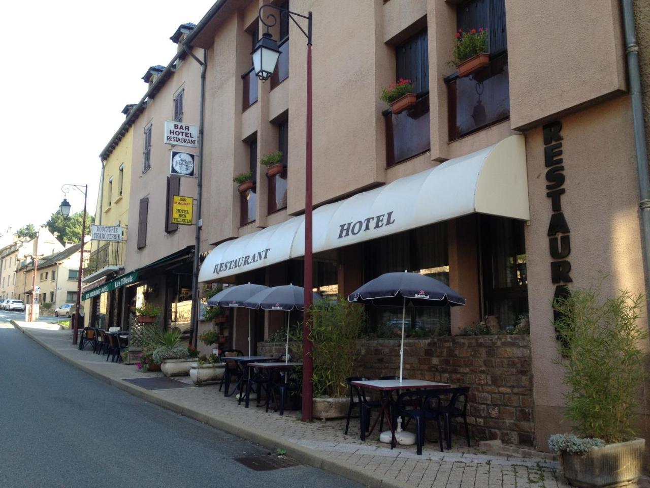 Hotel Restaurant L'Agapanthe Pont-de-Salars Exterior photo